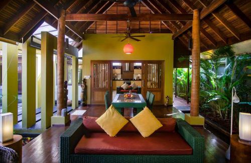 Hua Thanon Villa | Cozy Hideaway Villa with Oceanfront Pool and Child-Friendly Fun
