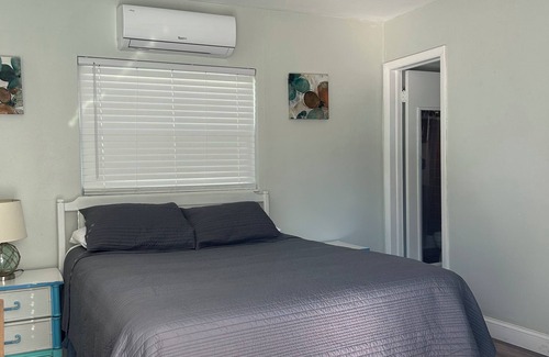 Caloosahatchee Hotel | Tranquil Hideaway Waterfront Resort with Oceanfront Pool