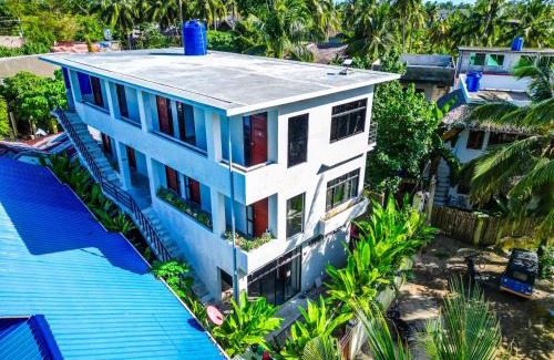 Catangnan Hotel | Hideout Siargao