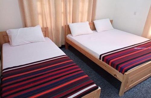Drosh Hotel | Cozy Hideaway Cottage with Family-Friendly Dining Options