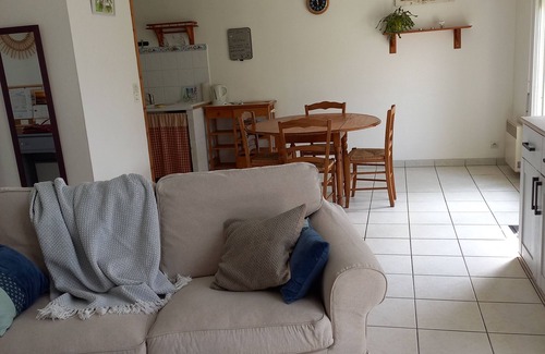 Heirs-Brouage House | Enchanting Hiers-Brouage: Guest Rated 9.8, Oceanfront Retreat