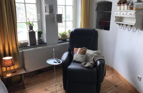 Wahlenau House | Welcoming Hiewels Farm: Family-Friendly and Pet-Friendly Stay