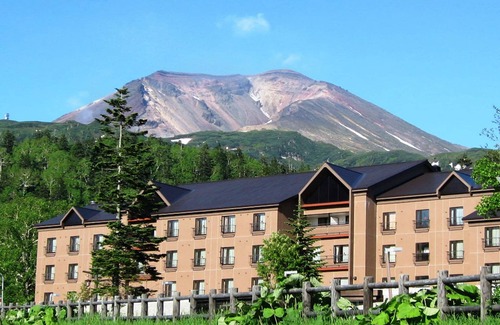 Asahidake Onsen Hotel | Experience Higashikawa Asahidake Onsen Hotel Bear Monte