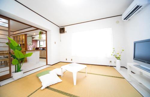Higashiomi House | Family-Friendly Getaway at Higashiomi - House Vacation STAY