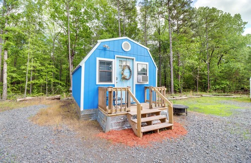 Higden Apartment | Cozy Higden Studio with Oceanfront Views and Fun Amenities