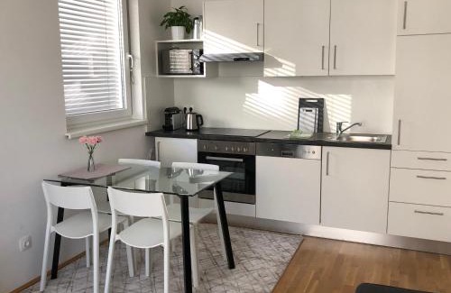 Gries Apartment | Budget-Friendly Getaway at High 5 with Family Amenities
