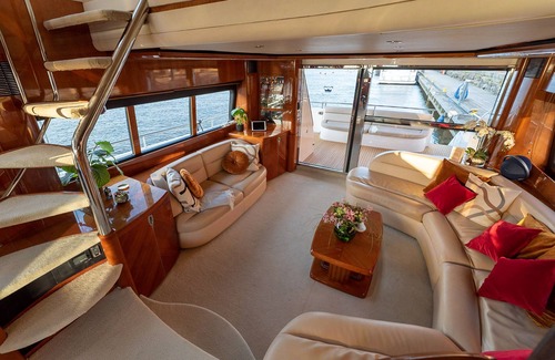 Helsinki City Centre Boat Rental | Elegant Luxury Yacht Experience in Helsinki - Princess 75