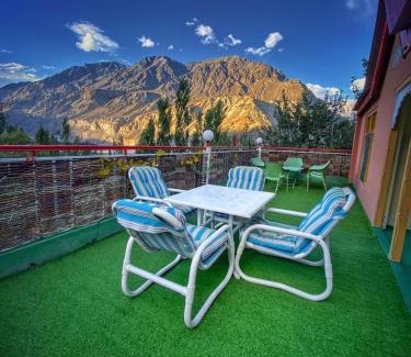 Khaplu House | Budget-Friendly High Cliff Guest House for Families