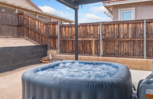 Hesperia House | Relax in High Desert Cozy Nest: 10/10 Guest Rated Retreat