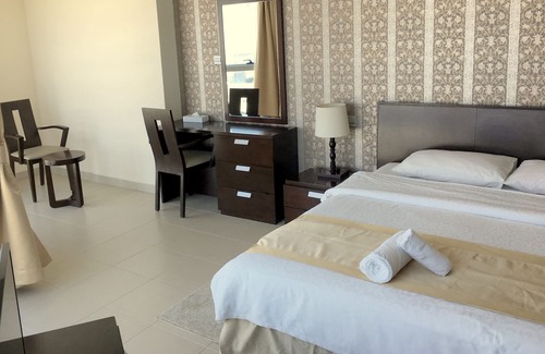 Al Barsha 1 Bed & Breakfast | Stylish 1BR Apartment Steps from Mall of The Emirates