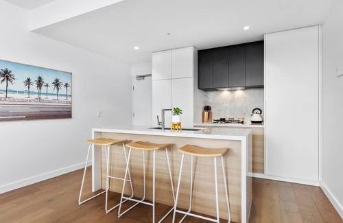 Ocean Grove Apartment | Prime Apartment Steps from Beach with Ocean View & Amenities
