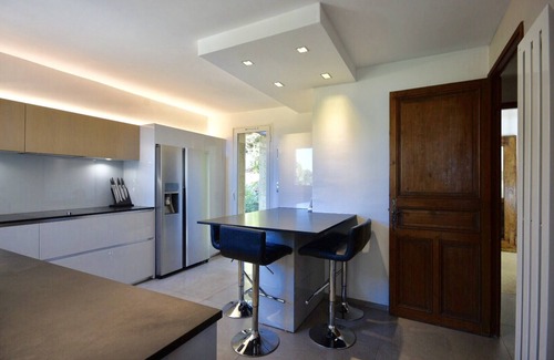 Hyeres Villa | Elegant Estate with Ocean Views, Heated Pool & Tennis Court