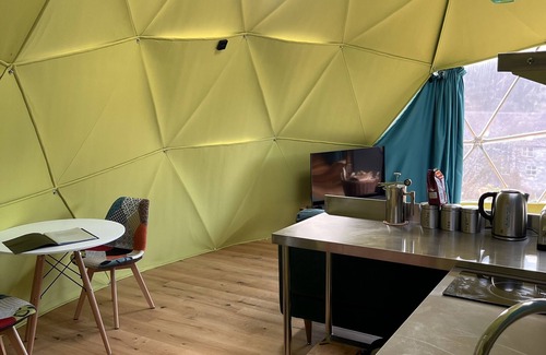 Llanbrynmair Cabin | Experience High-End Glamping in Beautiful Mid-Wales