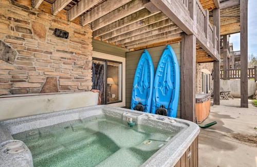Ogden Apartment | Indulge in a Huntsville Condo with Private Hot Tub