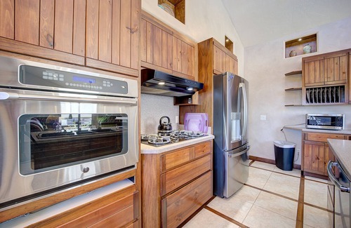 Moab South Valley House | Indulgent Southwest Retreat with Spa, Pool & Hot Tub