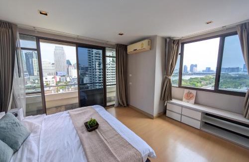 Nana Apartment | High Floor Great View 2BR 2BA 3 mins to Nana BTS