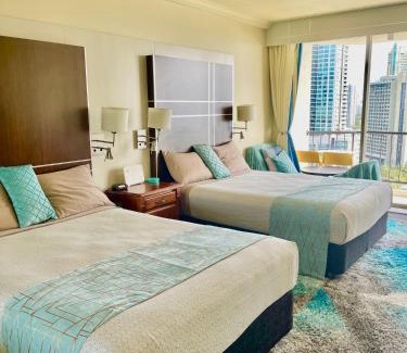 Surfers Paradise Apartment | Ocean View Hotel Studio at Surfers Paradise - 4-Star Comfort