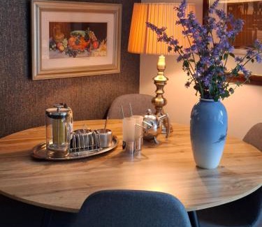 Cleedownton Apartment | High House View