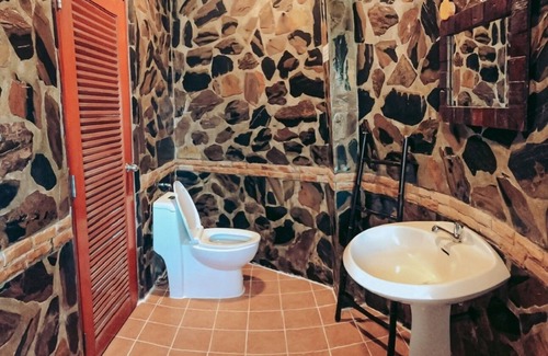 Haad Yao Hotel | Welcoming High Life Bungalow with Pool and Family Amenities