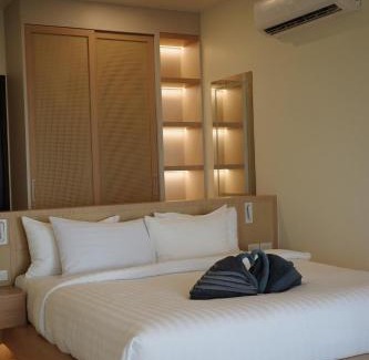 Ko Pha-ngan Hotel | Budget-Friendly High Life Villas with Family Amenities