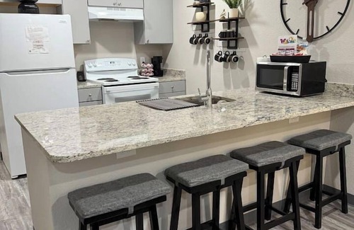 Clovis Apartment | High Plains Haven This unit is a beautiful two bedroom/two bathroom fully furnished unit