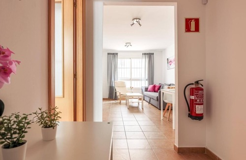 La Algaba Apartment | Spacious 3-Bedroom Apartment with Patio & Free WiFi in La Algaba