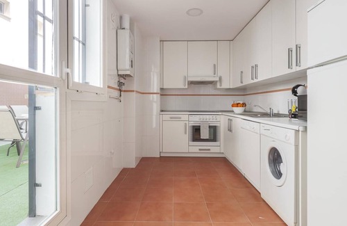 La Algaba Apartment | Spacious 3-Bedroom Apartment with Patio & Free WiFi in La Algaba