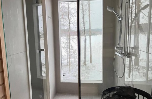 Vaajakoski Apartment | High-quality suite by the lake