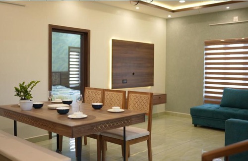 Udumbanchola Apartment | Discover High Range Villas: Pet-Friendly Getaway Awaits