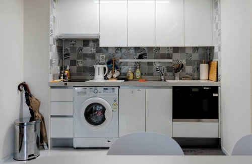 Samseong-dong Apartment | High-Rise COZY 3-bedroom apartment in Gangnam Seoul COEX