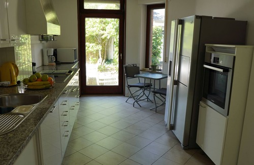 Solingen Apartment | Prime Location Hotel Between Cologne and Düsseldorf