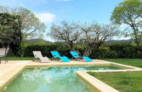 Castellet Villa | Elegant Holiday Villa Near Barcelona with Spa & Breakfast
