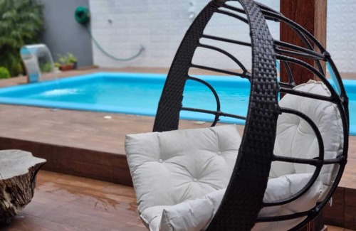 Itacorubi House | Elegant Island Retreat with Pool, Spa & Pet-Friendly Options