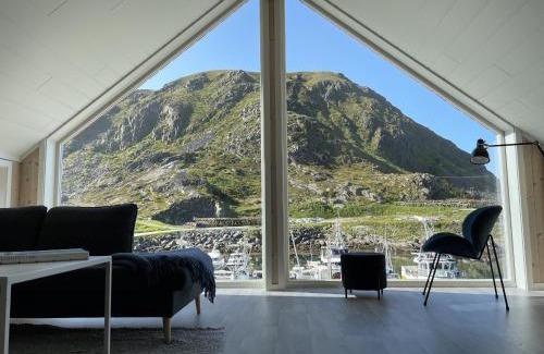 Ballstad House | Discover the High Standard Lodge in Ballstad - Pet Friendly!