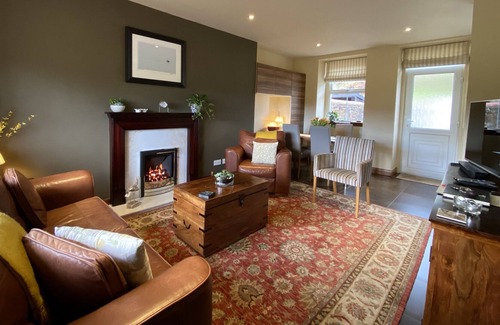 Brodick Cottage | High Standard ,Modern, Well Equipped and Perfectly Situated Two Bedroom Cottage