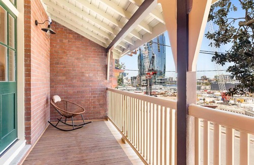 Millers Point Apartment | High Steet 16A: Family-Friendly Self-Catering Retreat