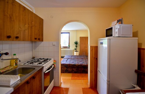 Velka Lomnica Apartment | Serene High Tatras Apartment with Free WiFi & Parking