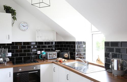 Boat of Garten Apartment | Discover High Terrace Apartment - Guest Rated 10/10