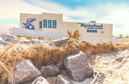 Vilano Beach Cottage | Experience High Tide: Oceanfront Retreat with Spa & Pool