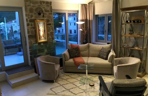 Racisce Apartment | Elegant High View: Seaside Villa with Private Beach & Spa