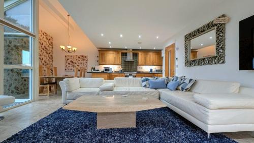 Kirkby Lonsdale House | High View Meadows