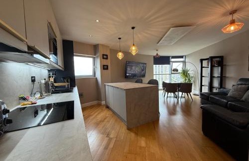Cardiff City Centre Apartment | Discover High View Serviced Apartment - 4-Star Child-Friendly Stay