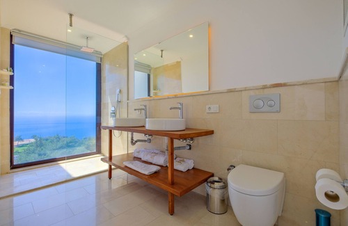 Uzunyurt Hotel | Elevate Your Stay at Highclere Hotel and Spa - Rated 9.4/10