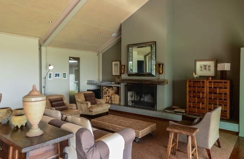 Havelock North Cabin | Highcliff: Delightful Self-Catering with Ocean Views