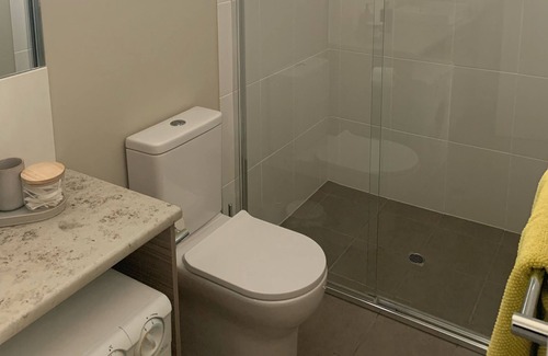 Highgate House | Highgate Guest House with Inviting Pool and Ocean Views
