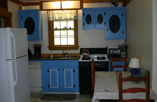 West Baldwin Cottage | Discover Highland Cottage: Spa Retreat by the Atlantic Coast
