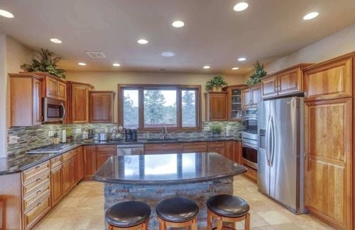 Colonial Pine Hills House | Hilltop Retreat with Pool & Kitchen | Guest Rated 9.8