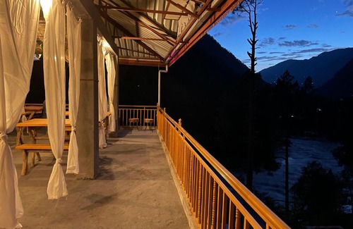 Kasol House | Highland Spirit: Family and Pet-Friendly Retreat