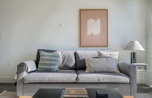Highland Apartment | Highlands 2BR with Pool & Gym in Prime ATX Location