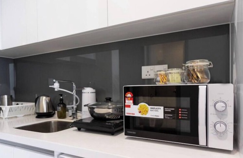 Petaling Jaya Apartment | Cozy HighPark Suite Kelana Jaya with Pool & Breakfast